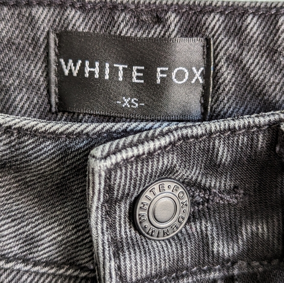 White Fox Jeans, Size XS, Black, Distressed - Picture 12 of 12